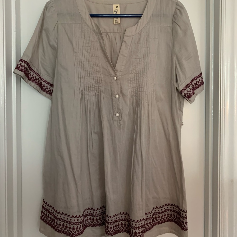 Anthropologie Beige Tunic with Red Accents